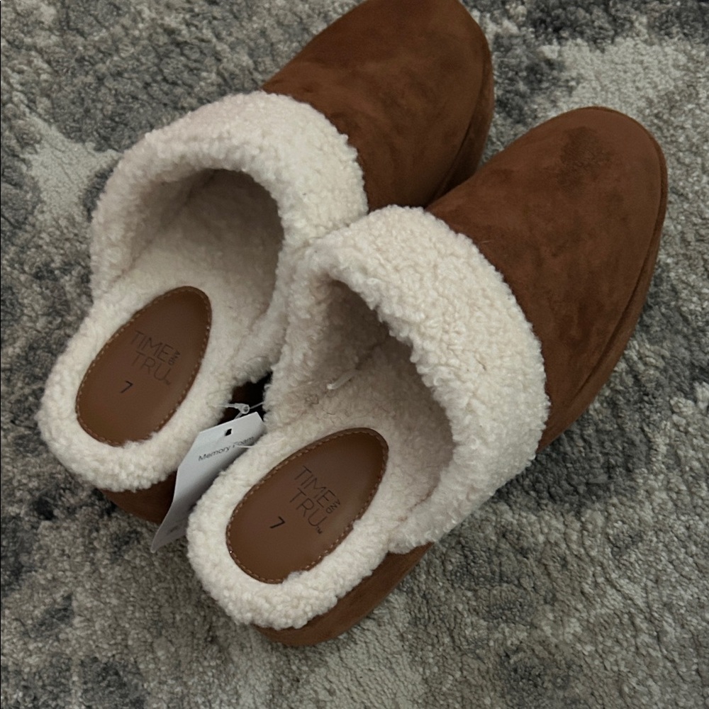 Time and Tru Tan Slippers with Cream Lining